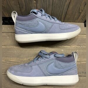 Nike Book 1 - size 6M/7.5W